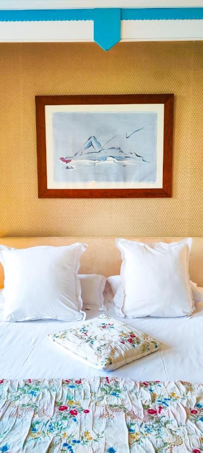 Logis Hotels Domaine Du Chatelard Dirac ภายนอก รูปภาพ