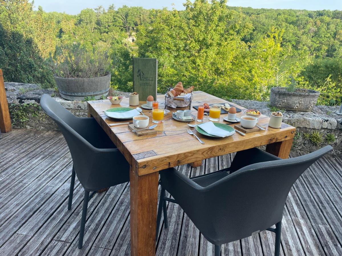 Logis Hotels Domaine Du Chatelard Dirac ภายนอก รูปภาพ