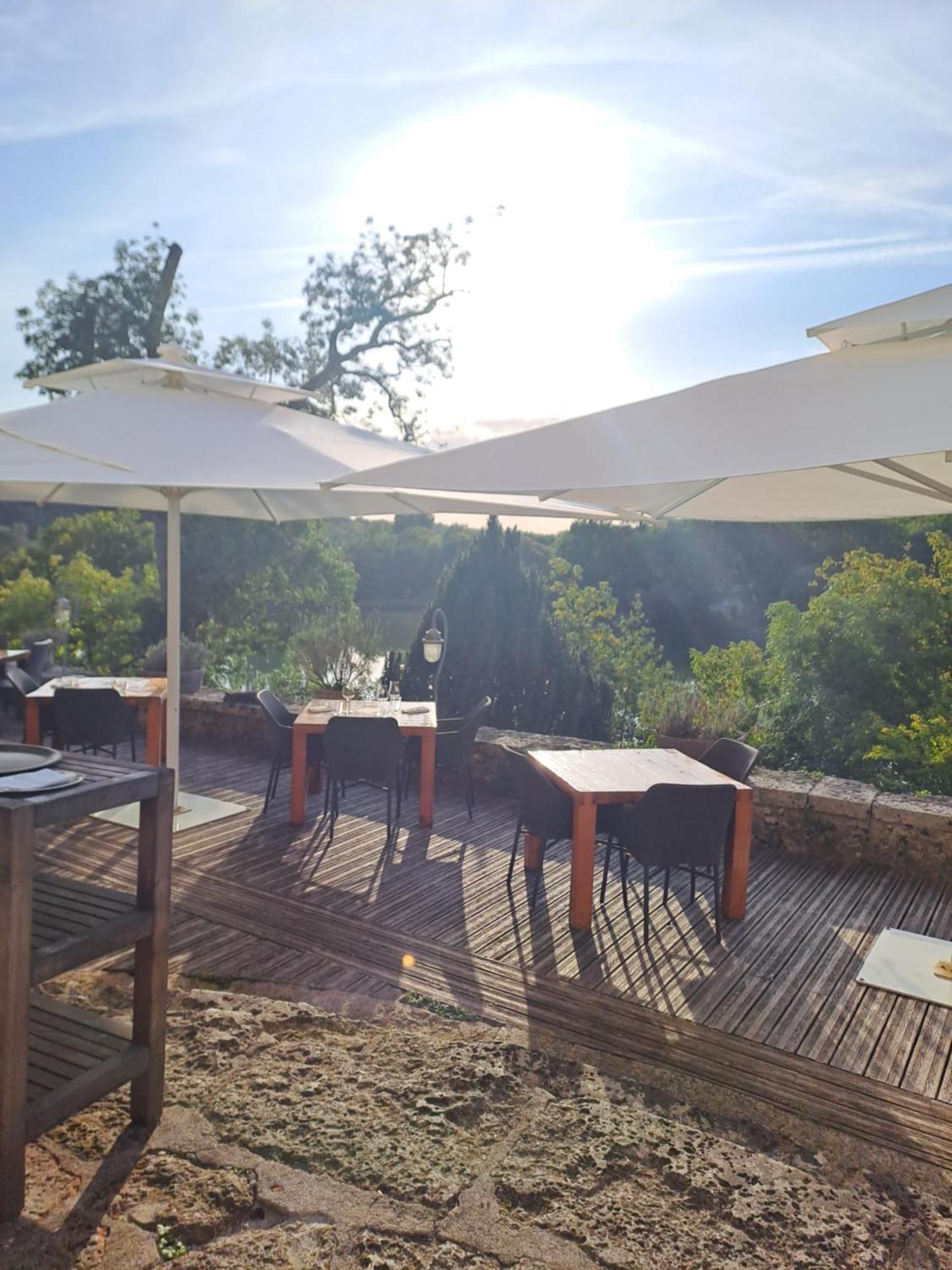Logis Hotels Domaine Du Chatelard Dirac ภายนอก รูปภาพ