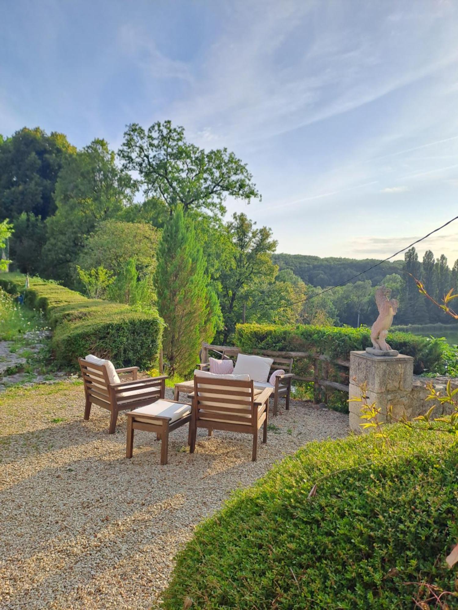Logis Hotels Domaine Du Chatelard Dirac ภายนอก รูปภาพ