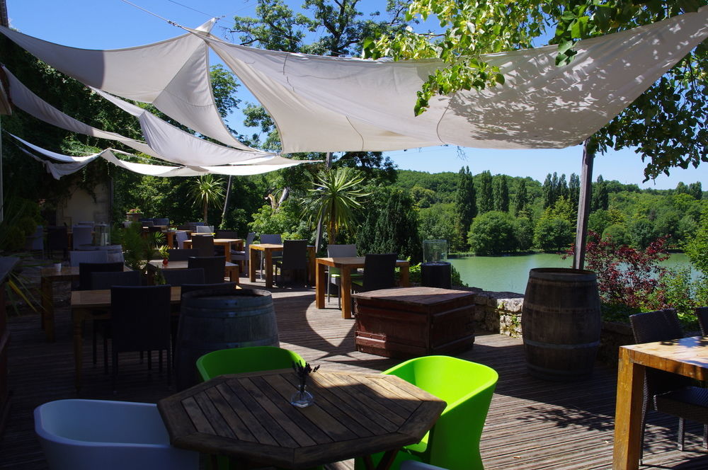Logis Hotels Domaine Du Chatelard Dirac ภายนอก รูปภาพ